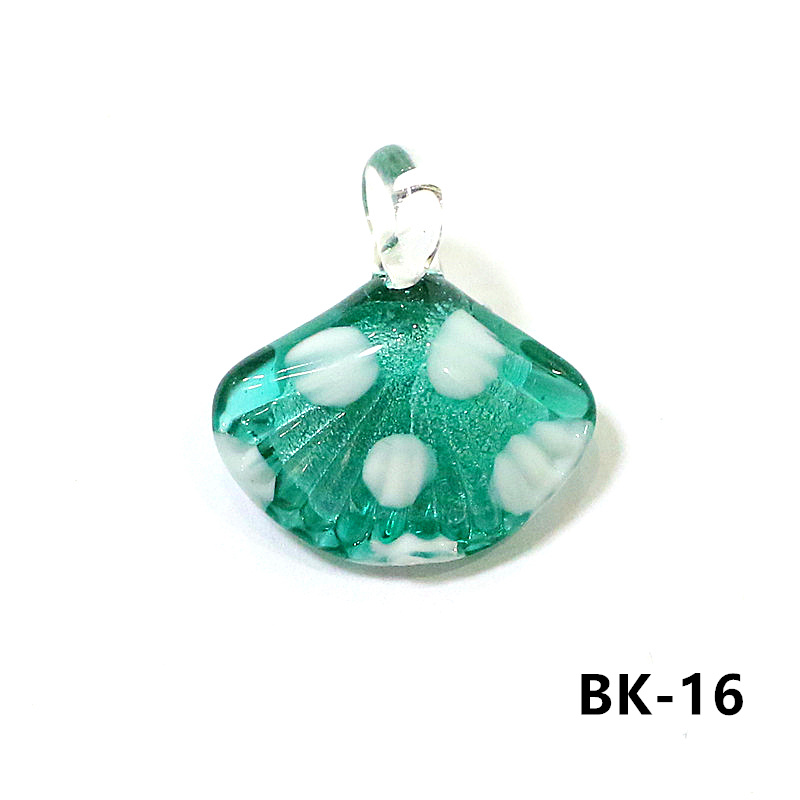 Colorful Mini Sea Shell Charm  - Marine Life Aquariums recension och pris